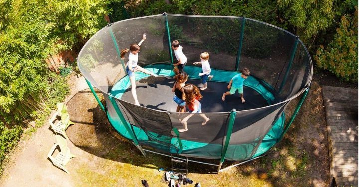 how to choose the best trampoline