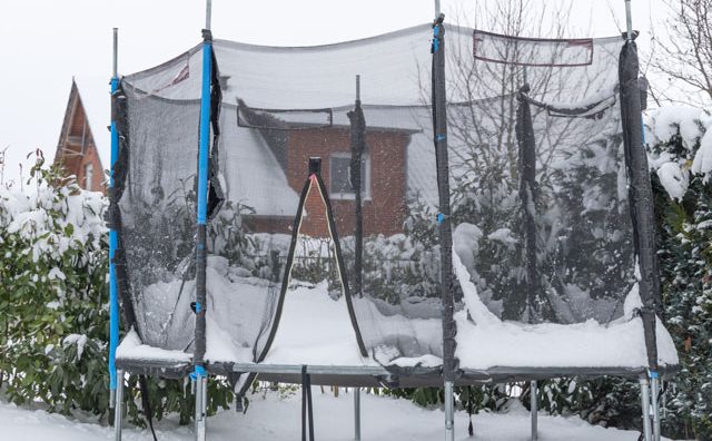 snow-on-trampoline